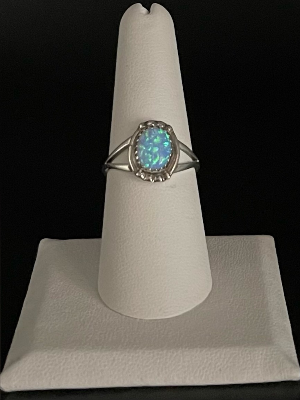 Vtg .925 SS  lab grown blue opal by artisan Navajo Brenda Etsitty sz 7 & sz7.75
